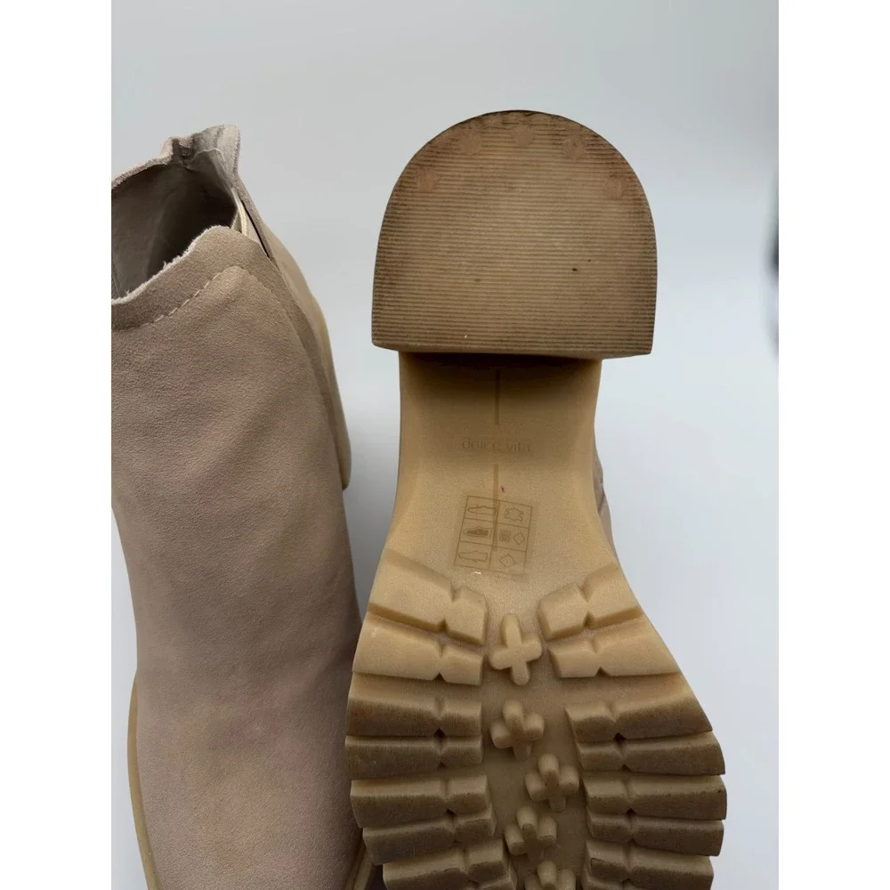 Dolce Vita Women Taupe Suede Lug Sole Chunky‎ Block Heel Ankle Booties Size 8